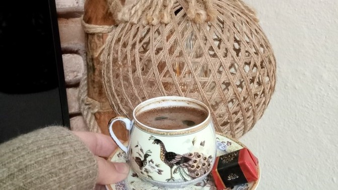 Kahve diyorum bambaşka olay değil mi?