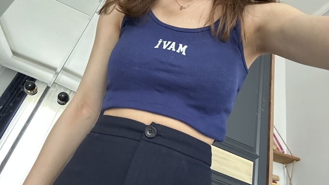 Sizce bu üste pantolon uymuş mu?