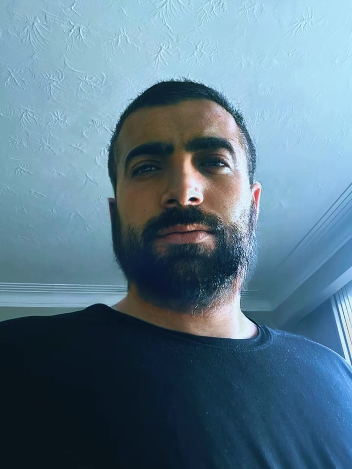 Tip ve resimelere göre hangi meslekte olduğun belli oluyormuş sizce öyle mi benim mesleğim ne?