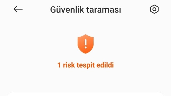 Telefonum da güvenlik taraması yaptım kendi güvenlik uygulaması fabrikanın?