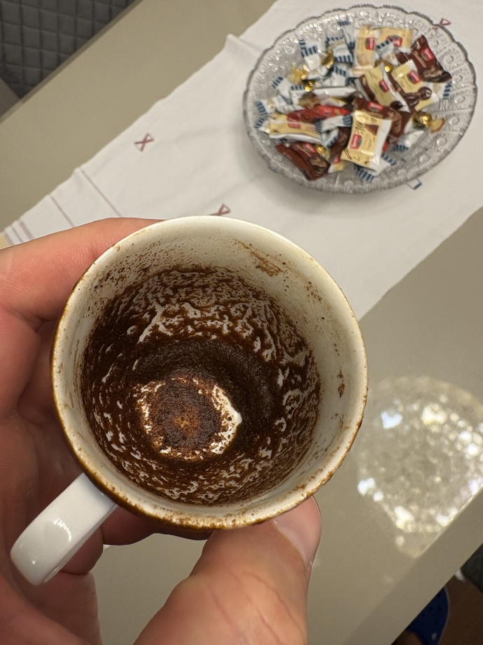 Kahve falınızda ne var? Söyleyim mi?