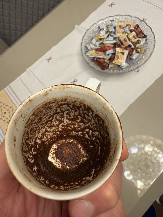 Kahve falınızda ne var? Söyleyim mi?