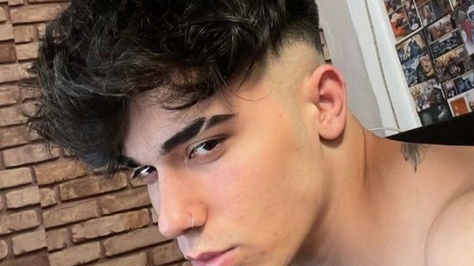 Baby face erkekler çocuksu mu görünüyor?