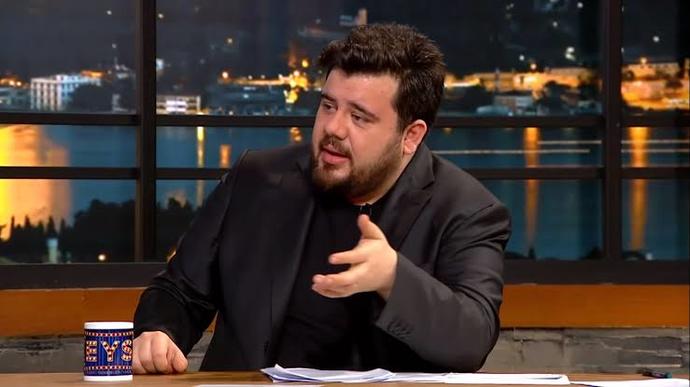 Kanal sahibi olarak bir talk show programı başlatmak istiyorsunuz, bu programın sunucusu kim olur?