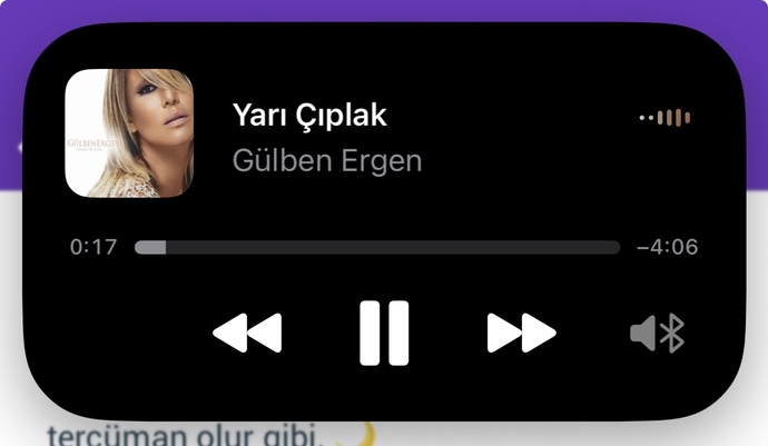 Geceye bir şarkı gelir mi?