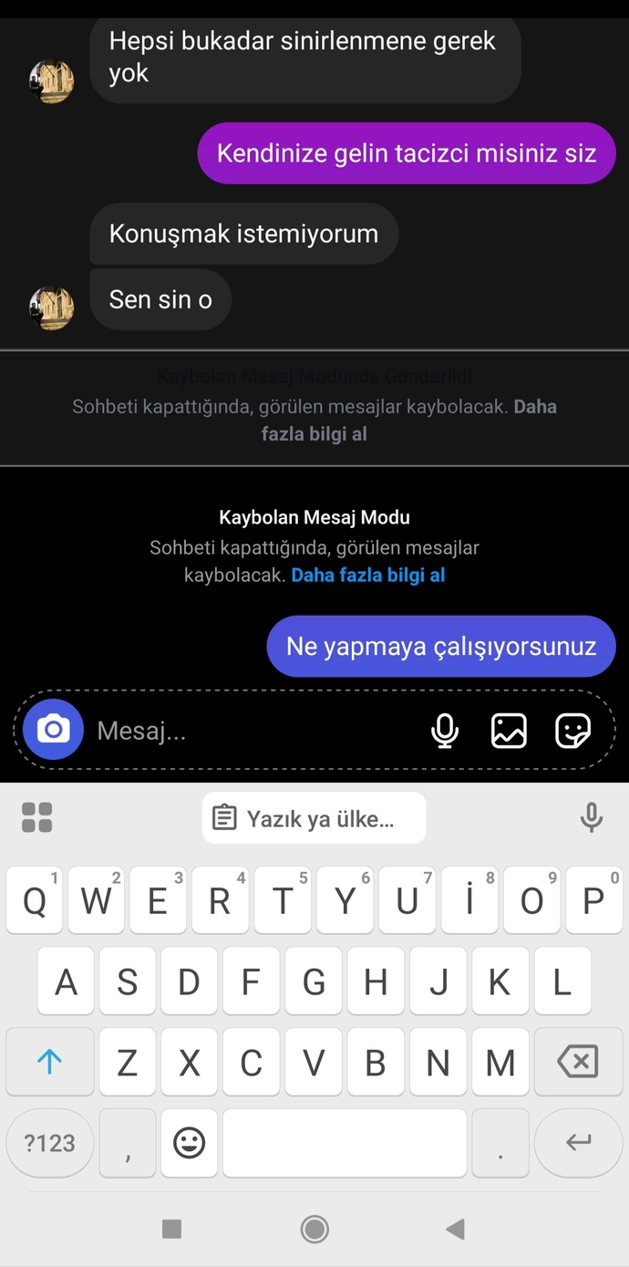 Bir şey anlatacam Size polis memurunun gece gece mesaj tacizine uğradım olur musunuz lütfen?