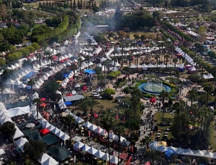 Hindistan sokak lezzetlerine benzetildi, ceza yağdı. Festivallerden yiyecek yer misin?