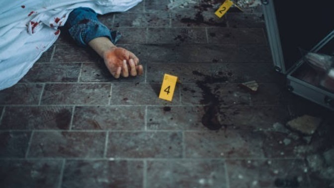 Yolda bir cinayete şahit olsaydınız polise gördüklerinizi anlatır mıydınız?
