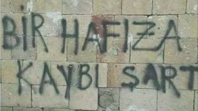 Bir gün hafızanı kaybedersen yine aynı kişiye aşık olabilir misin?