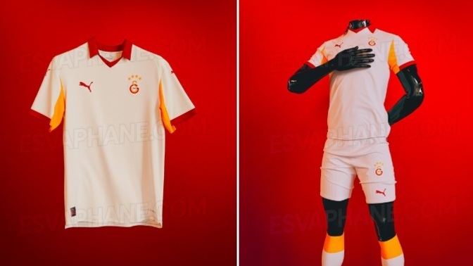 Sizce Galatasaray'ın yeni sezonda giyeceği muhtemel formalardan en iyisi hangisidir?