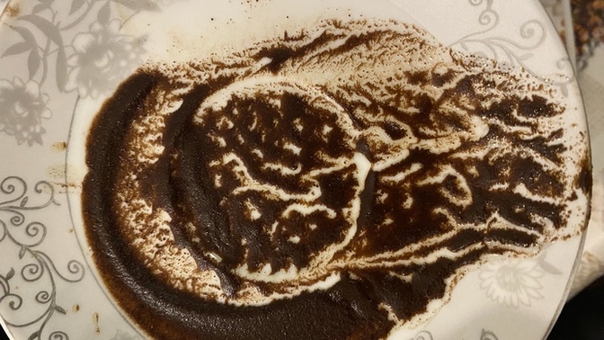Fal bakmayı bilenler bakabilirler mi rica etsem?