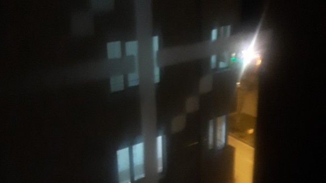 Camdaki bant lekesi nasıl geçer?
