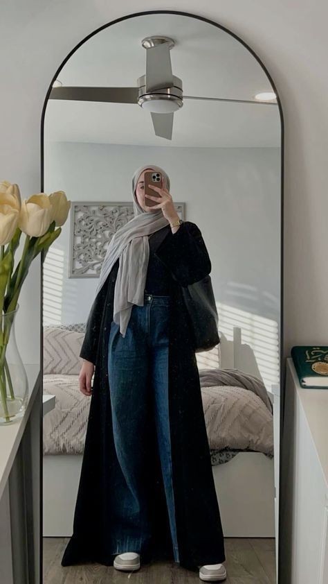 Bu kombin nasıl, 18 yaşında birine gider mi?