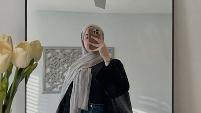 Bu kombin nasıl, 18 yaşında birine gider mi?