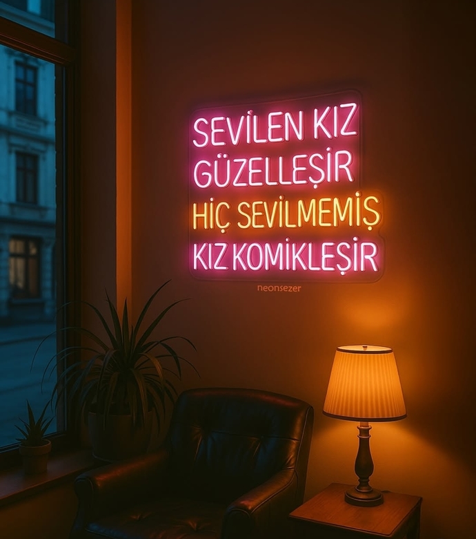 Komik misiniz yoksa güzel/yakışıklı mı?