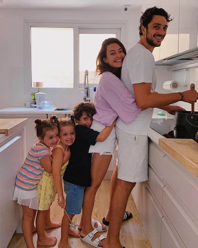 Sizce çocuklar anneye mi daha düşkün olur, babaya mı?