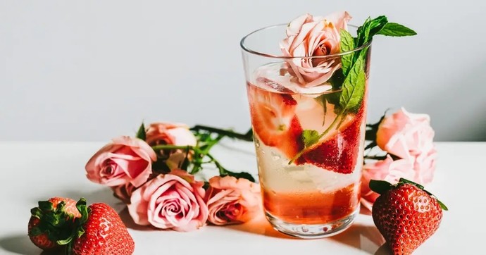 Sodayı sade mi, meyveli mi?