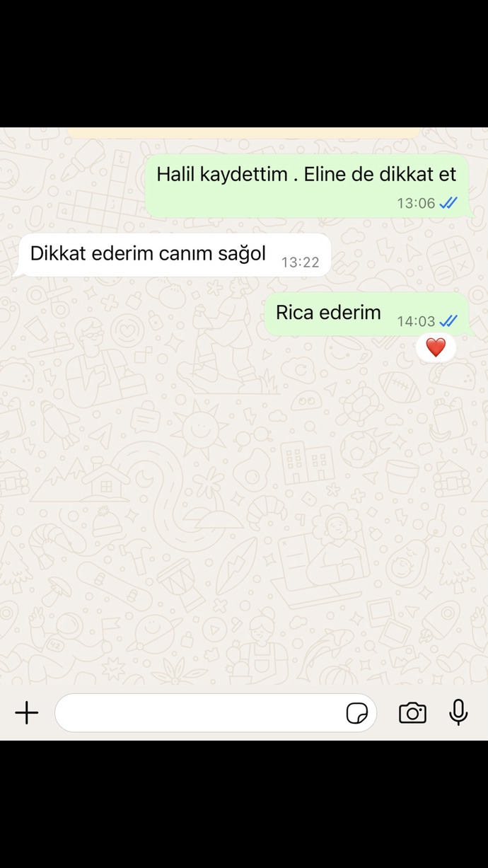 Numaramı kaydet dedim Eski ortaokul arkadaşım 5 yıl geçti bugün gördüm selamlaştık Siz ne düşünürsünüz ?