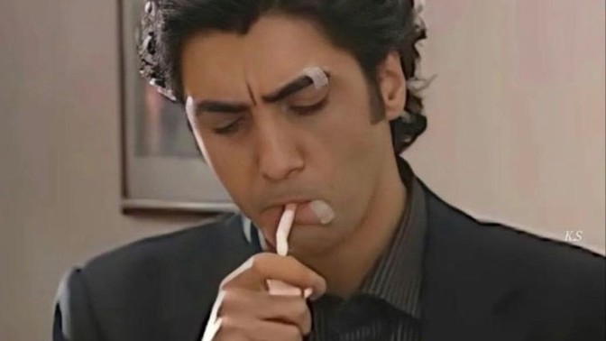 Delikanlı adamın dostu az, düşmanı çok olur derler... Sence bu doğru mu?