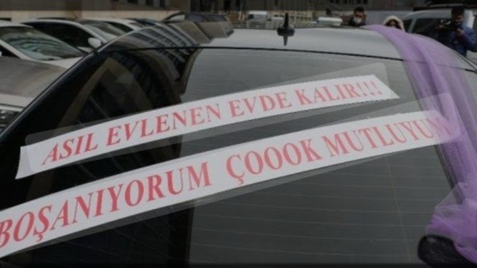 Bosanmalarin artması sizi evlilikten soğutuyor mu ?