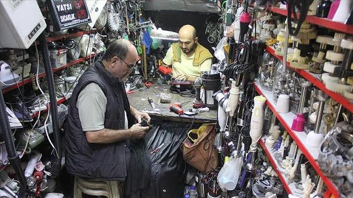 Evde elektirikli eşyalar bozulunca sinir olan var mı?