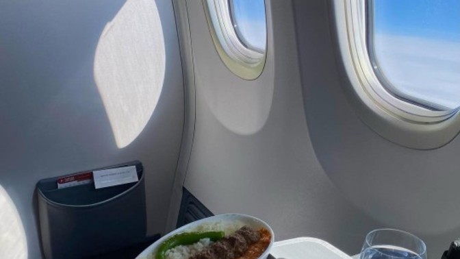 Uçakta business class uçmak zenginlik göstergesi midir?