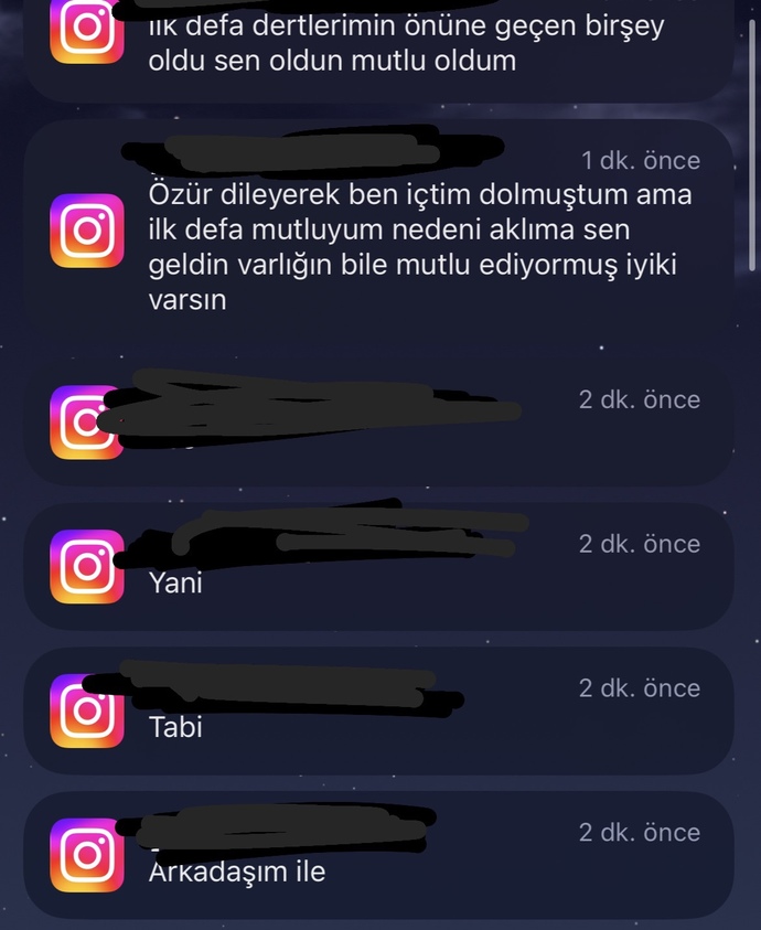 Saatlerdir yazmayan flörtüm yazdı 😒?