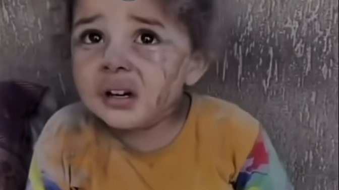 Gazzeyi dusundukce icim daraliyor İnsanlik denen sey bitmis Çok uzucu Dunya neden boyle sessiz?