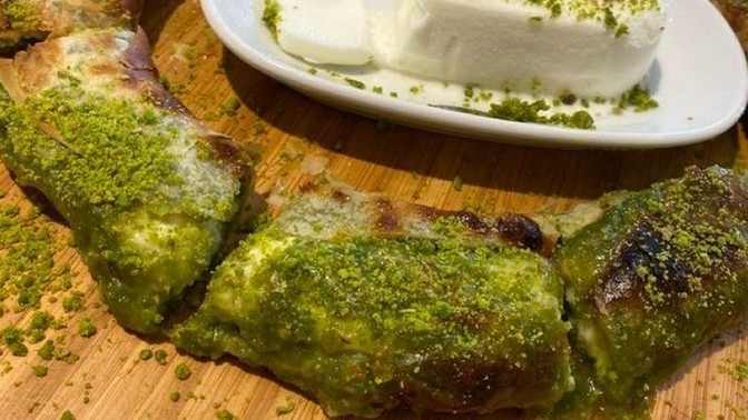 Katmer deyince aklınıza Antep mi gelir, yoksa Kayseri usulü hangisi daha efsane?