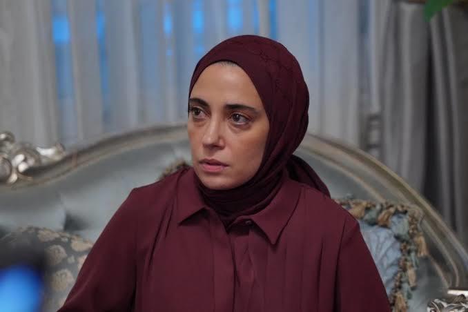 Kızlık serbeti nursema annesi pempenin yerine geçiyor?