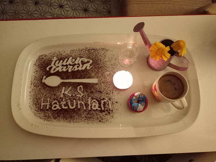 Kızlar, KS nin delikanlı hatunları burdamı?