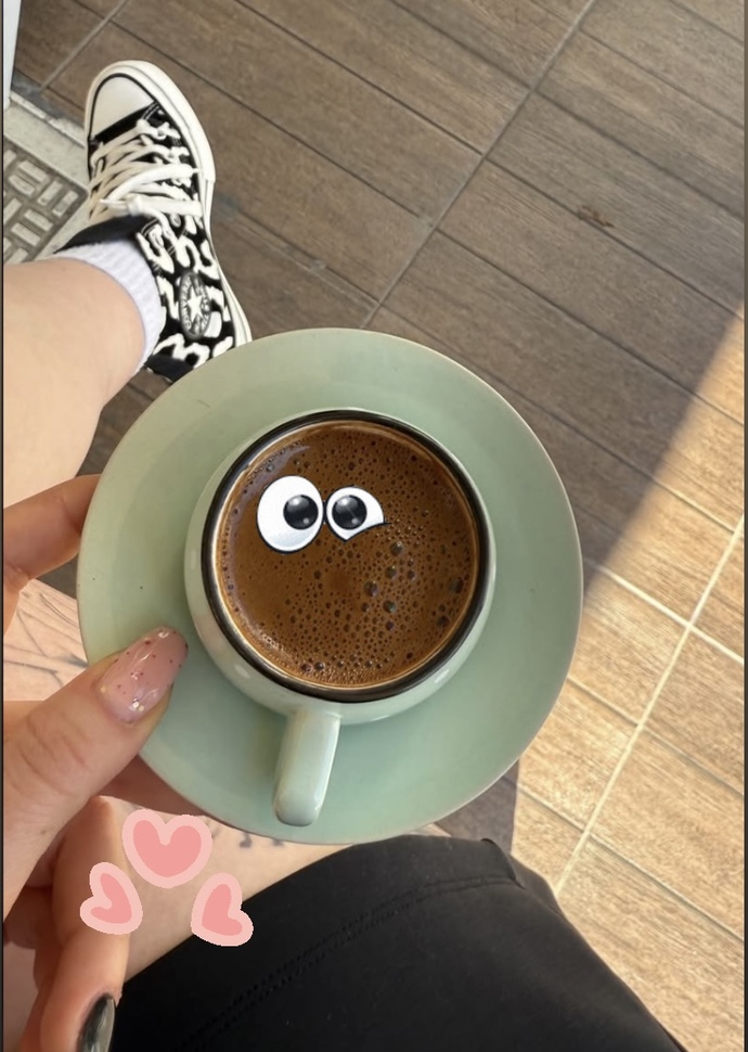 Ruhunuz kaç yaşında psikolojiniz kaç yaşında?😜 Öğlen kahveleri içildi mi?