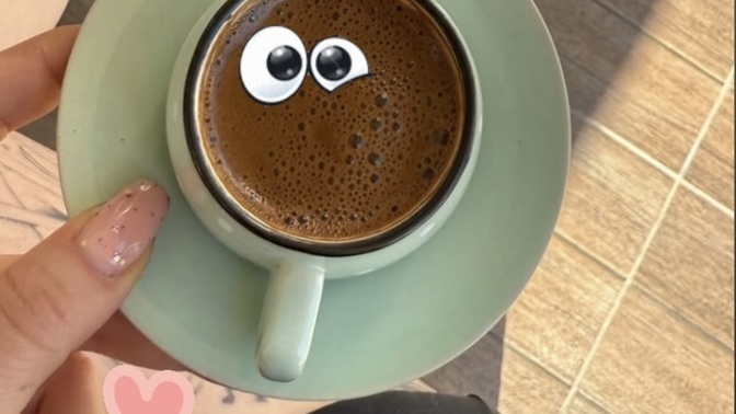 Ruhunuz kaç yaşında psikolojiniz kaç yaşında?😜 Öğlen kahveleri içildi mi?