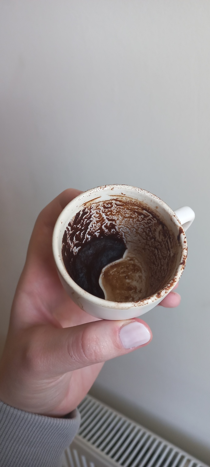 Falima bakabilir misiniz?