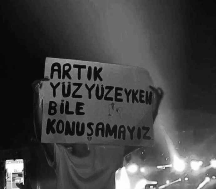 Sevgi, öfkeyi ve aşağılamayı meşrulaştırır mı sizce?
