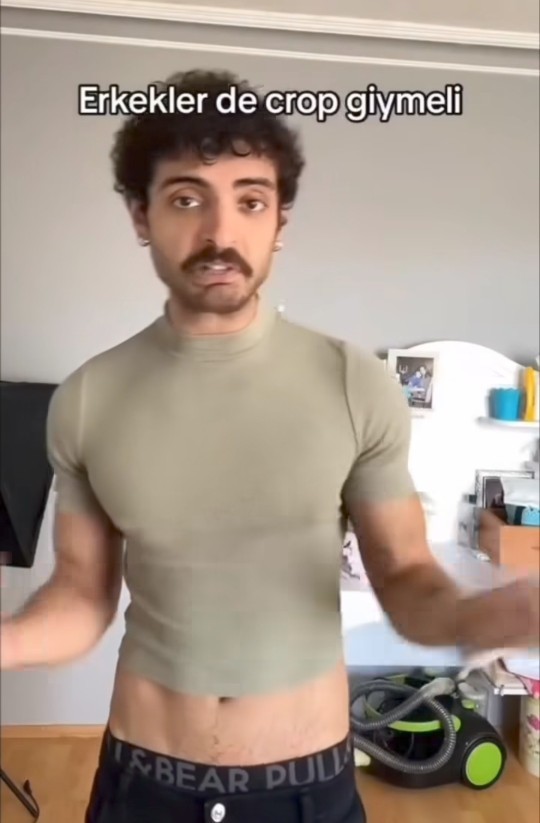 Erkeklere crop yakışır mı?