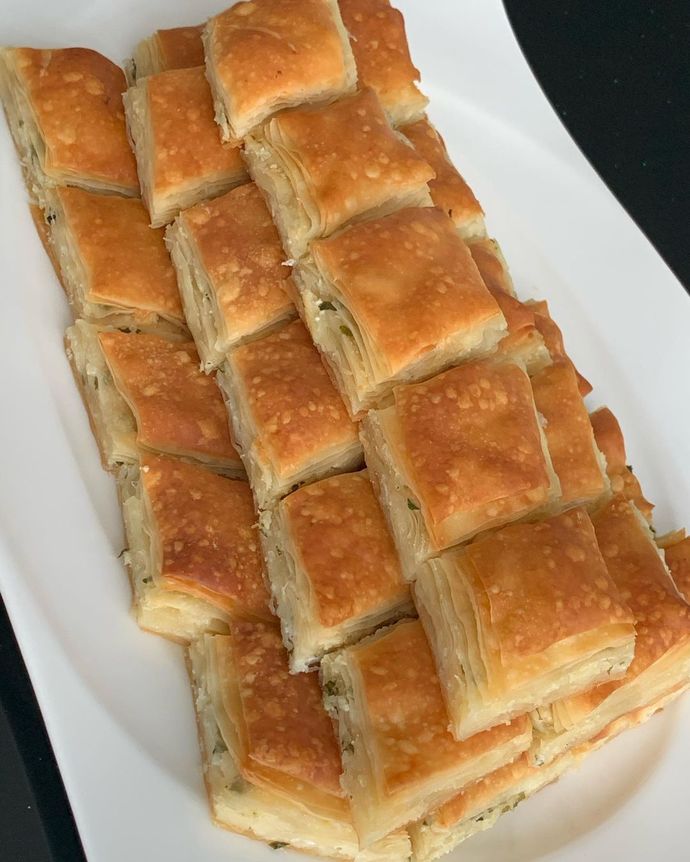 Kahvaltı da bugün börek yiyelim mi?