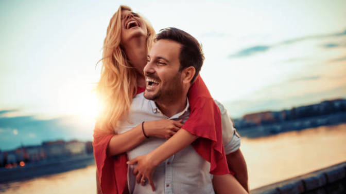 Sevdiğin biri sana “arkadaş kalalım” dese ne yaparsın?