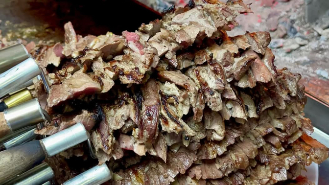 Cağ kebabı hangi yöremize ait bir lezzettir?