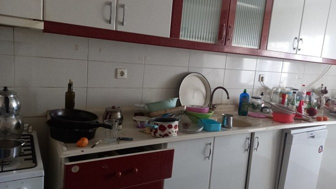 Memurlar çok mu yoruluyor kölelik mi yapıyorlar krbaç mı yiyorlar?