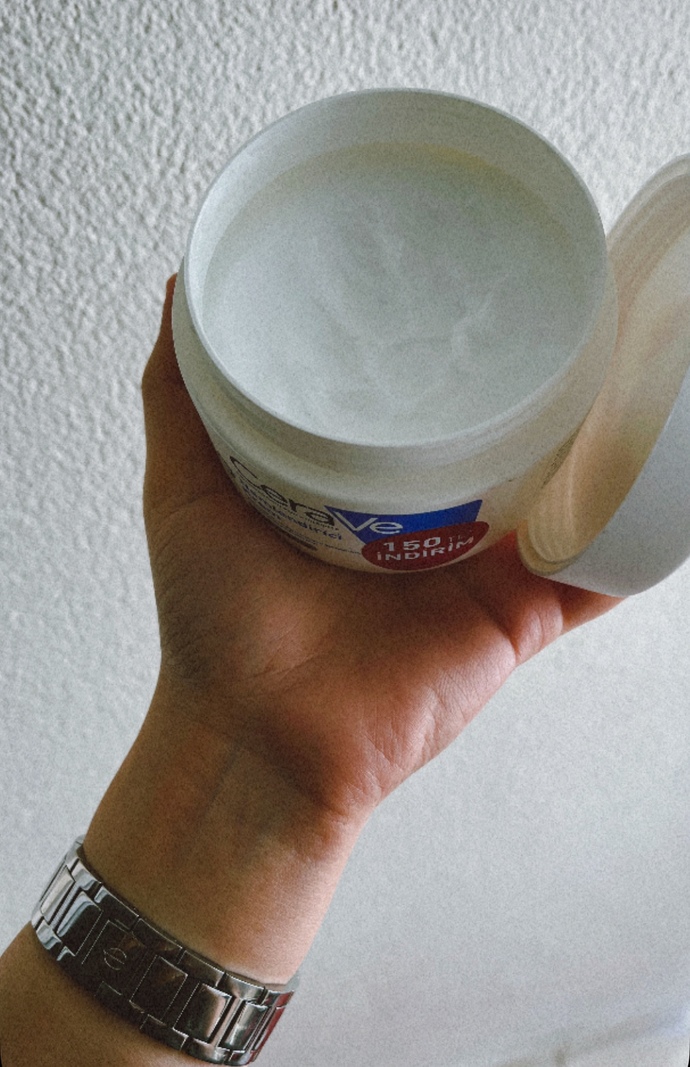 CeraVe kremi kim önermişti bana?