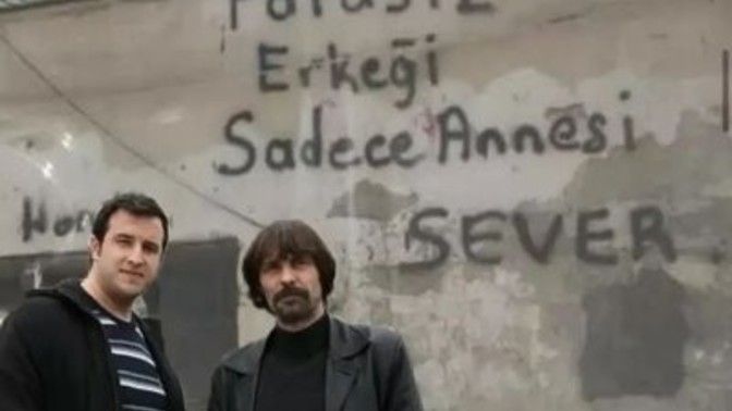 Parasız erkeği kim sever?