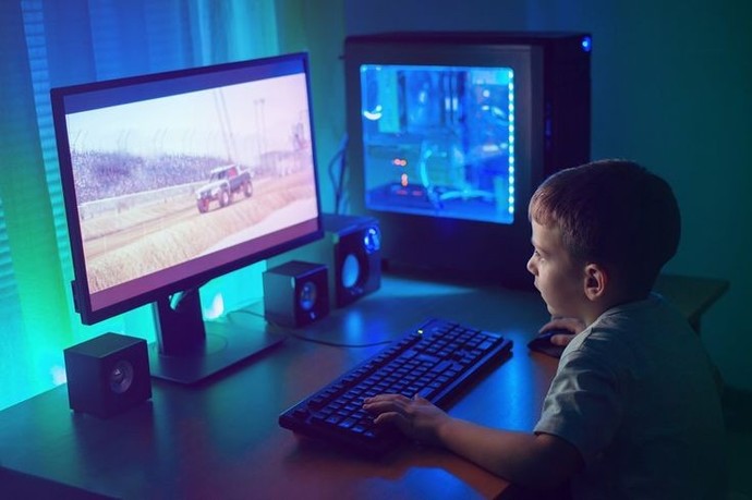 Çocukken en çok hangi PC/PS oyununu severdiniz?