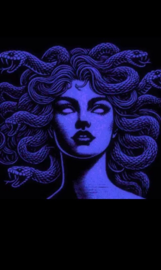 Arkadaşlar benden Medusa olur mu?