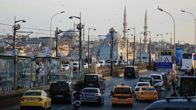 İstanbul'da 6.2 büyüklüğünde şiddetli deprem oldu! Depremde nerdeydiniz?