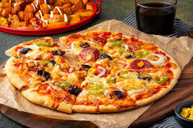 Şimdi pizza yemek ister misiniz?