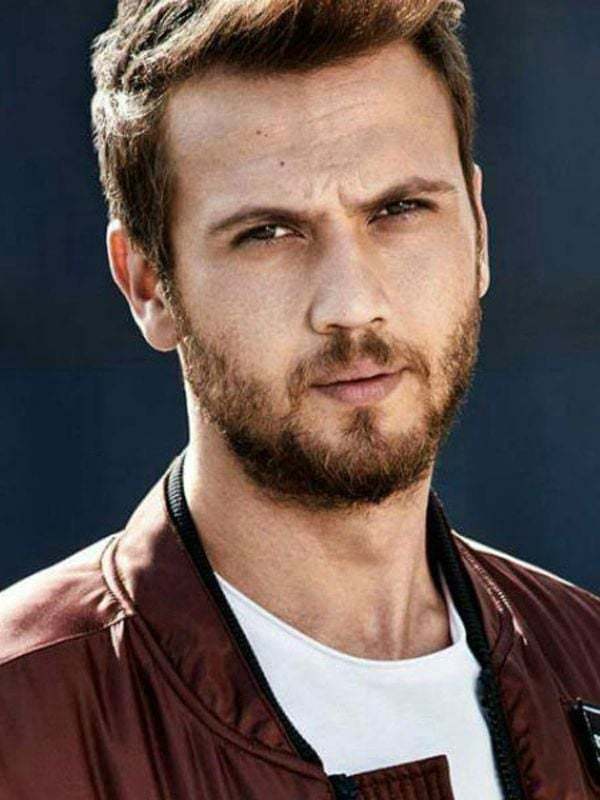 Aras Bulut İynemli Kariyer Zirvesini hangi diziyle yaptı sizce?