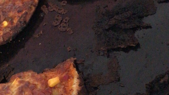 Arkadaşlar pizza yaptım nasıl olmuş?