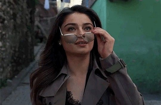 Mutluluk, denilen şey o anlık hissettiğimiz mod mudur?