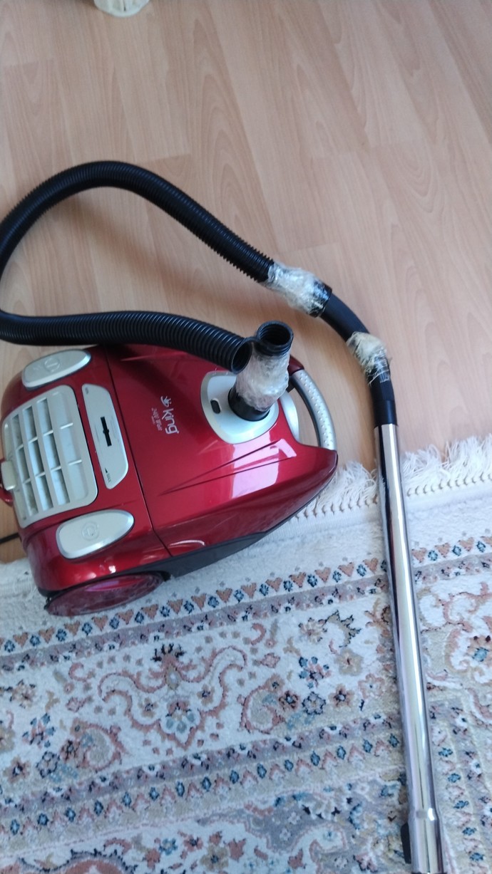 EEvi süpürken, makinenün hortumu koptu?